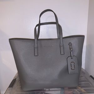 Marc Jacobs tote bag!🤍
